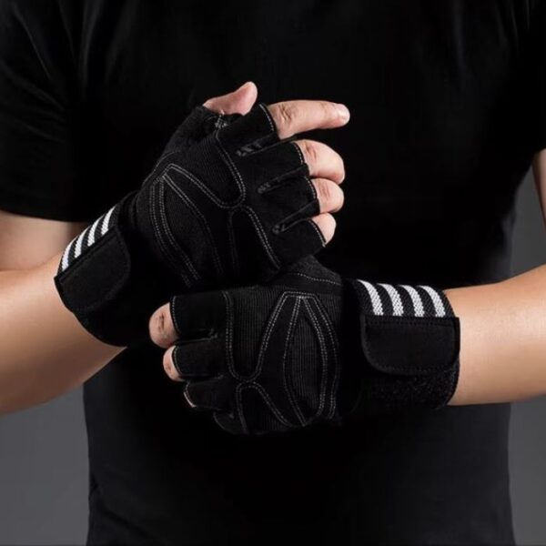 Half Finger Weightlifting Gloves- BLACK WHITE