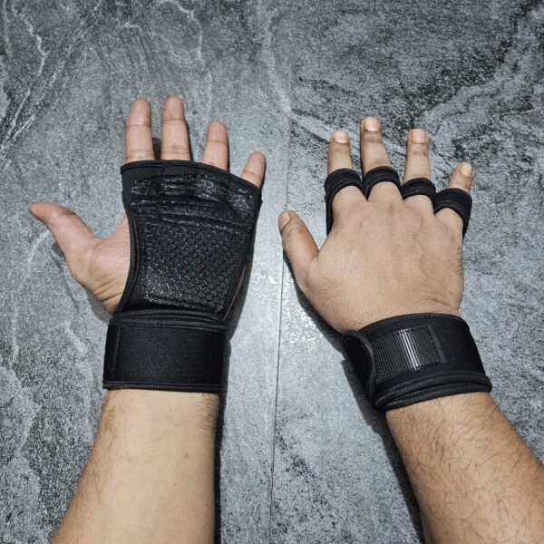 Light Weight Lifting Gloves- BLACK