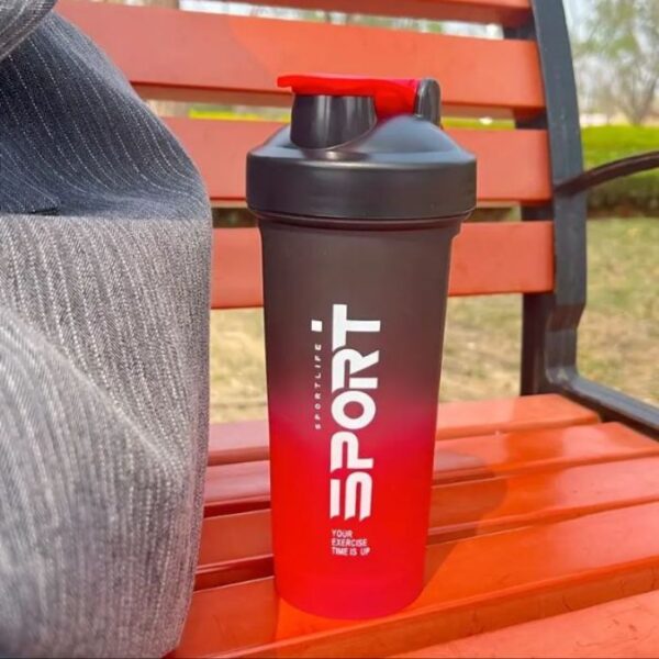 Frosted Gradient 700ml Shaker Bottle- Black & Red