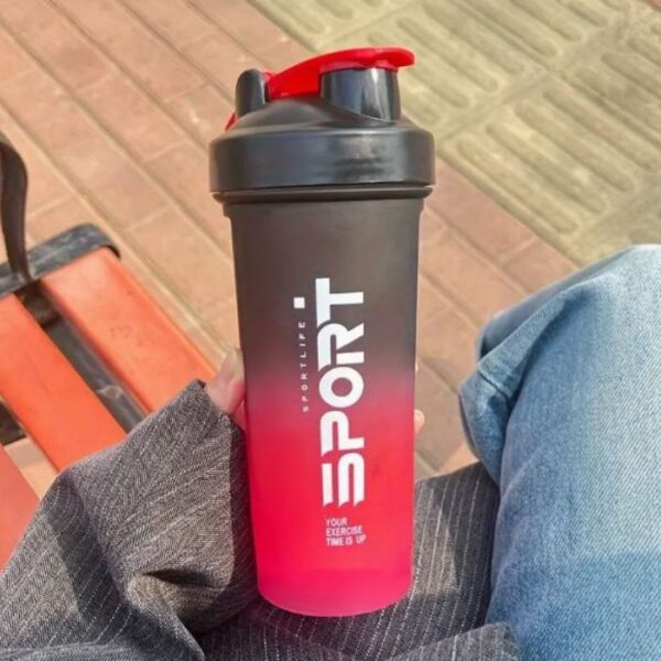 Frosted Gradient 700ml Shaker Bottle- Black & Red