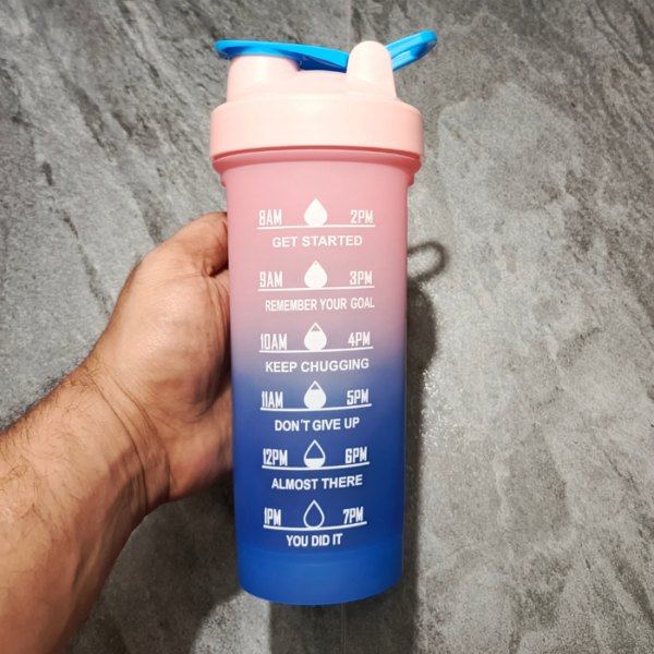 Frosted Gradient 700ml Shaker Bottle- Pink & Blue