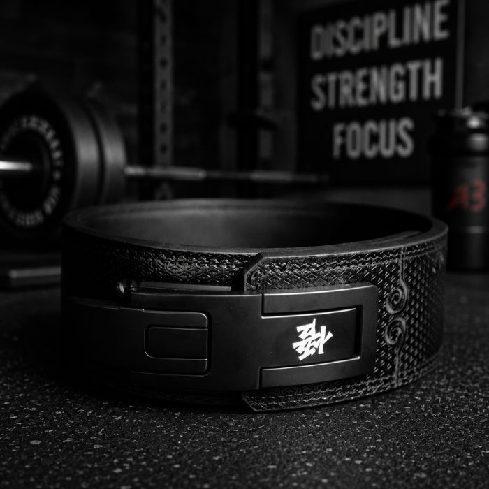 LARA STAR LEVER BELT – BLACK